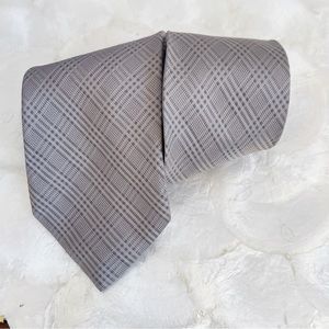 Perry Ellis Taupe Plaid Mens Silk Tie Elegant Wedding 58.5”